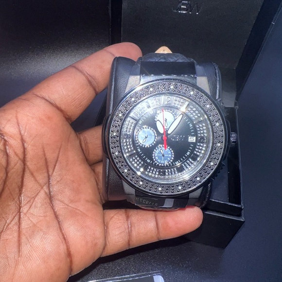 Black diamonds watch - Picture 6 of 11